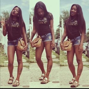 Meet your Posher, Desiree